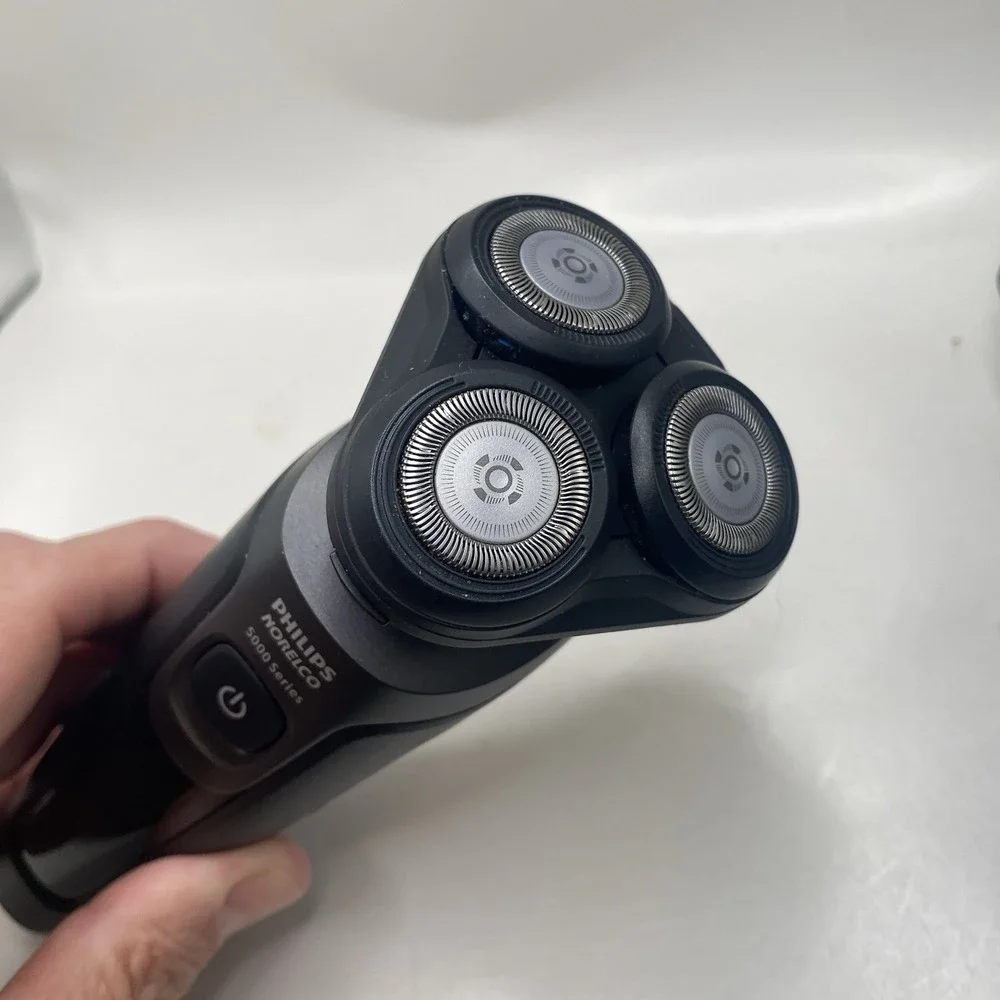 Philips S5966 Norelco Aquatouch Rechargeable Electric Shaver TESTED NO CHARGER A